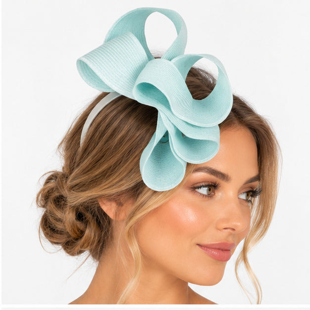The Isla Fascinator by Max Alexander