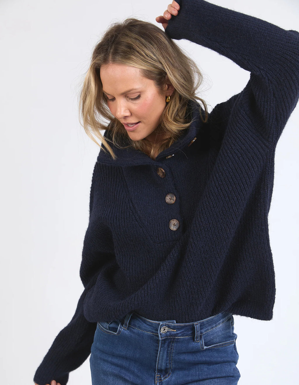 ELM Bron Button Knit Dark Sapphire 8139031.NAVY