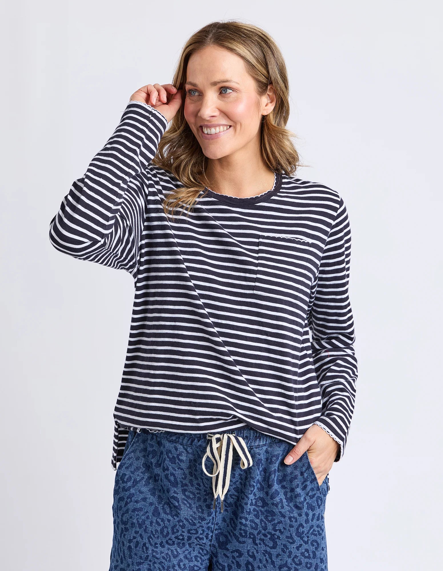 ELM Drea Long Sleeve Tee Navy/White Stripe 8177058.NAVY
