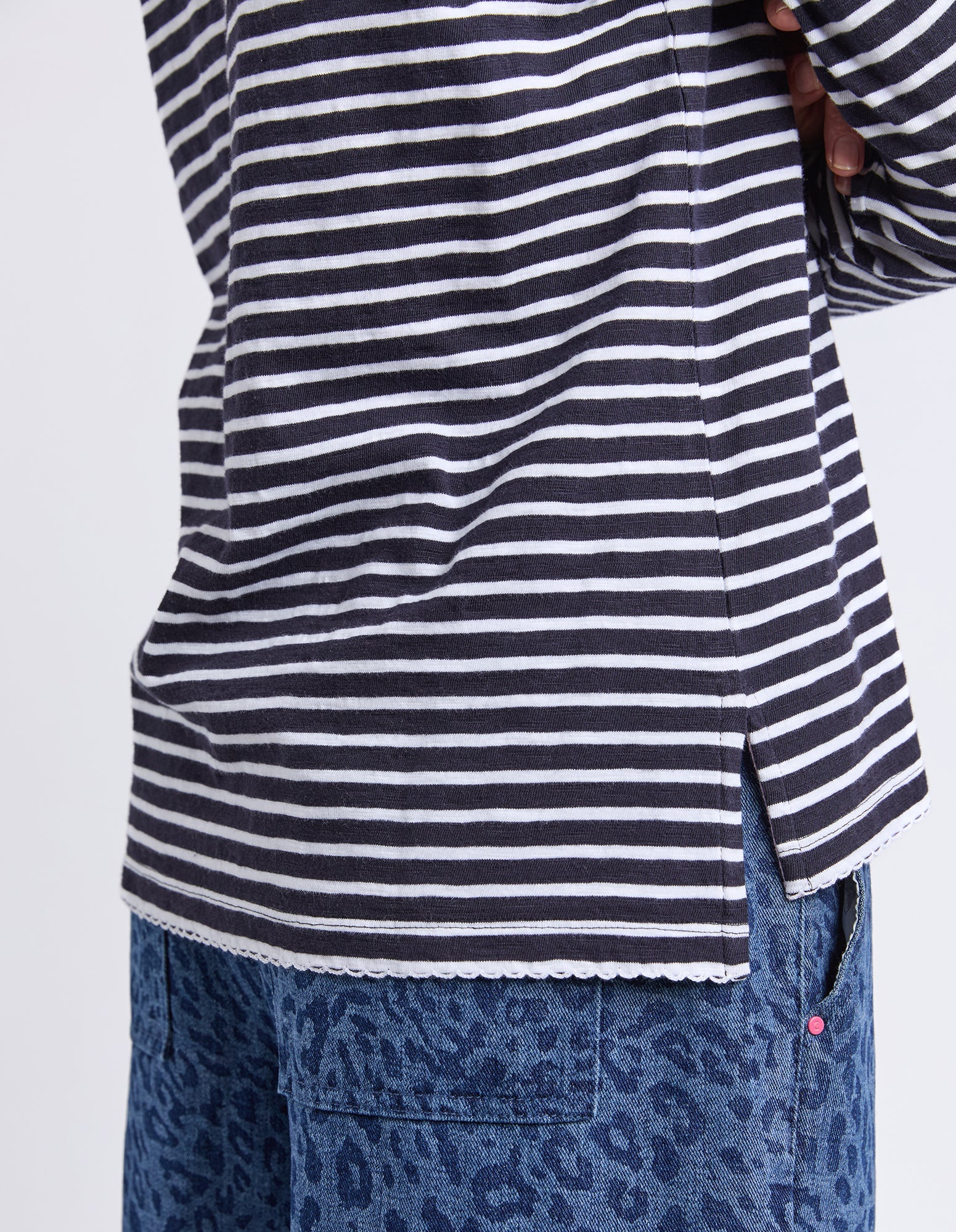 ELM Drea Long Sleeve Tee Navy/White Stripe 8177058.NAVY