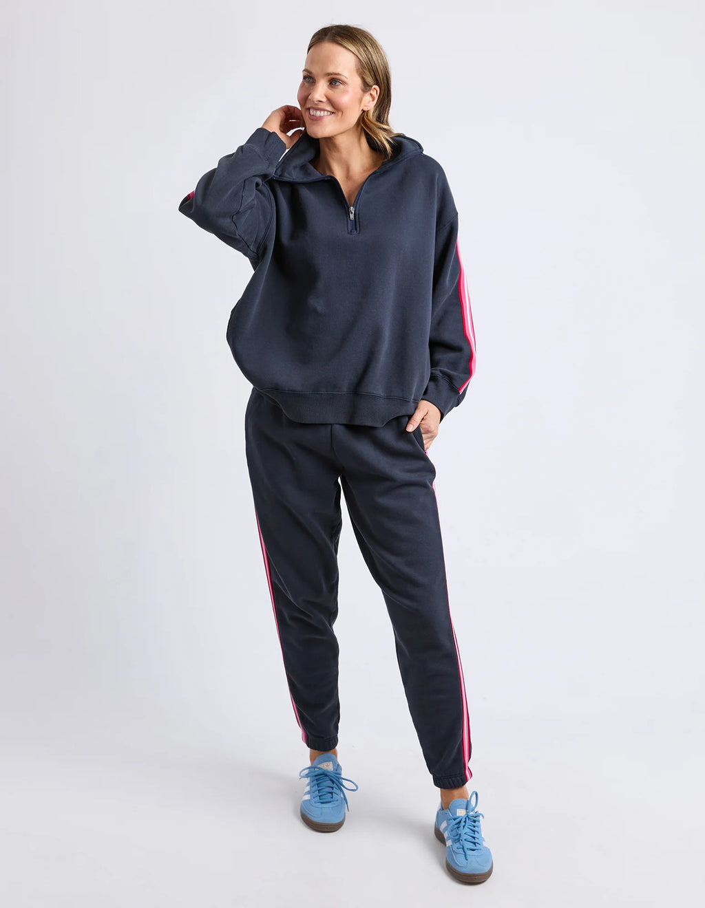 ELM Lover 1/4 Zip Navy 8177076.NAVY