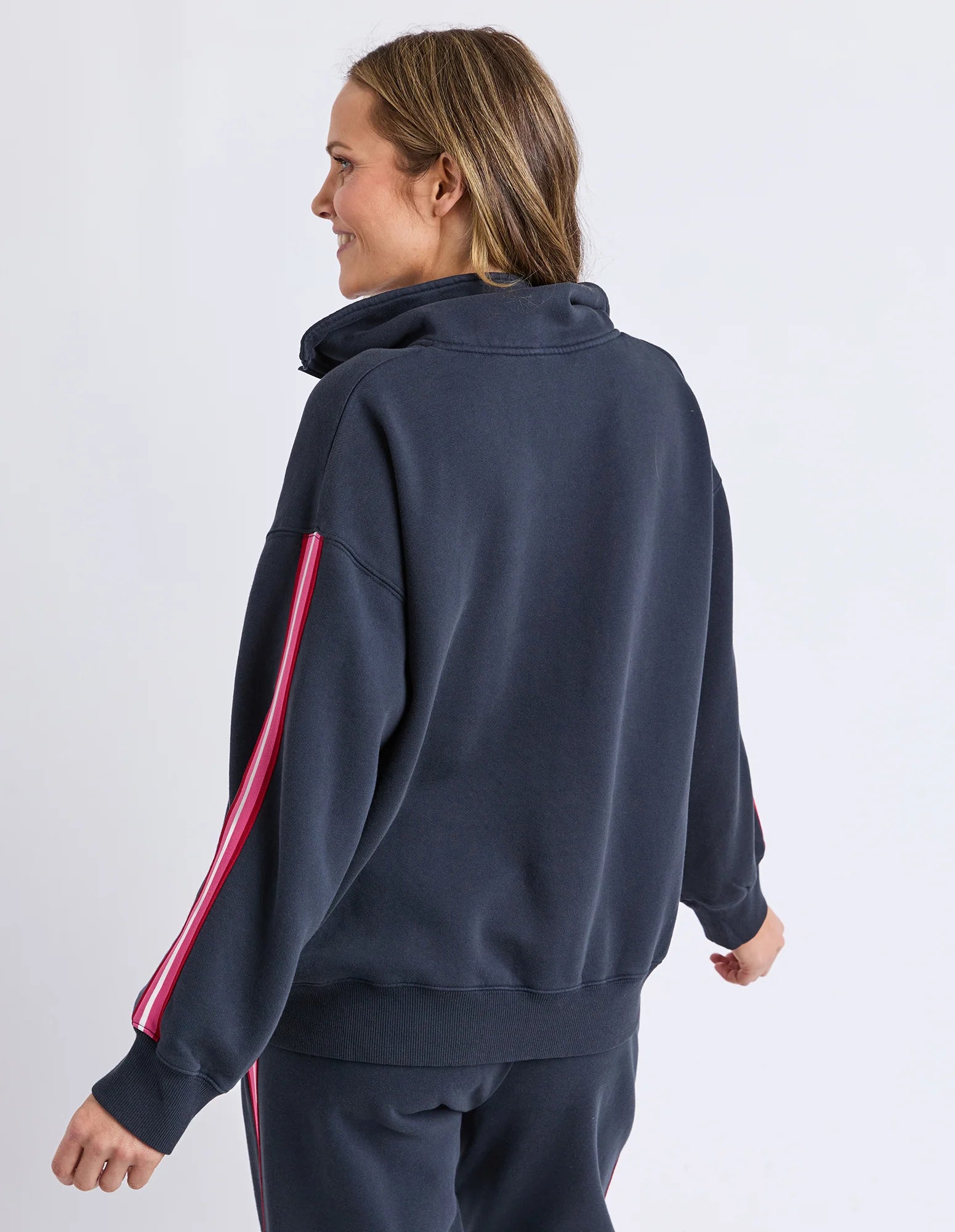 ELM Lover 1/4 Zip Navy 8177076.NAVY