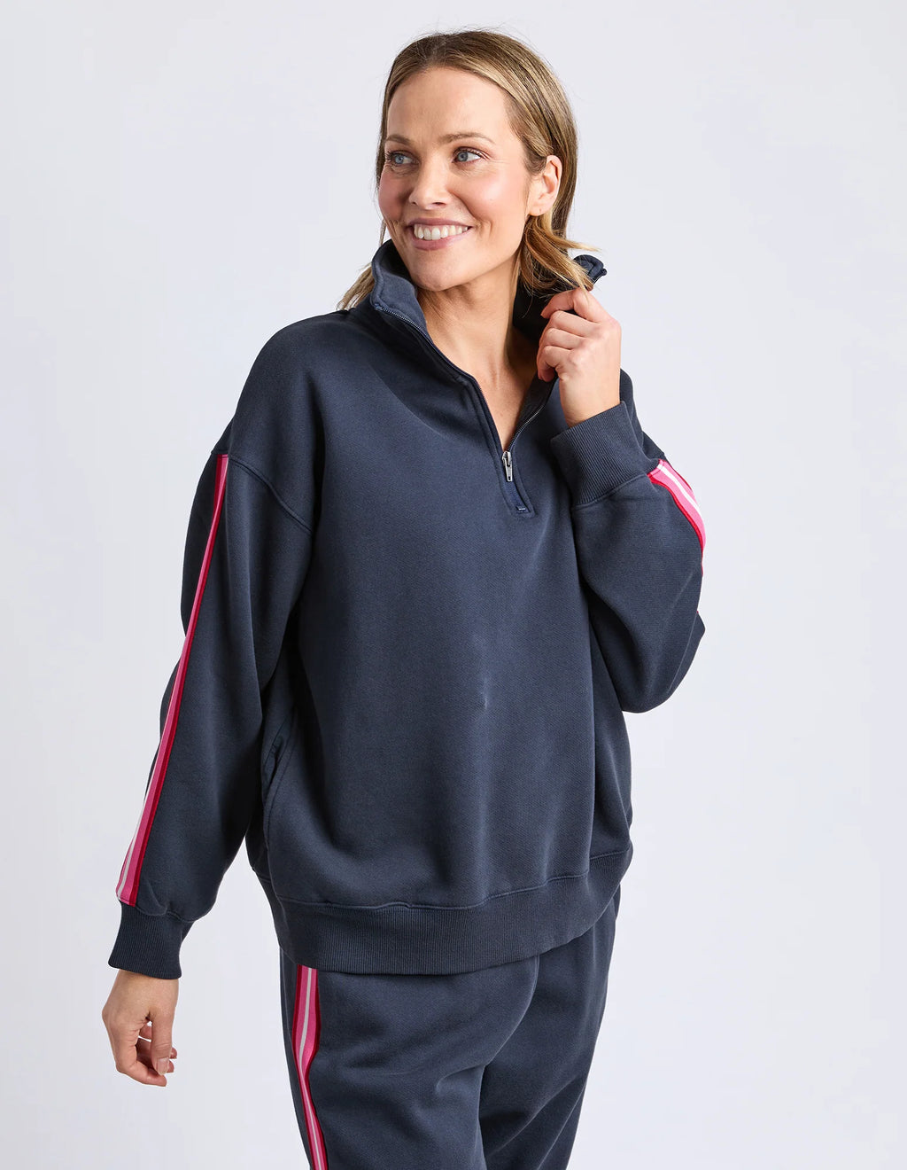 ELM Lover 1/4 Zip Navy 8177076.NAVY