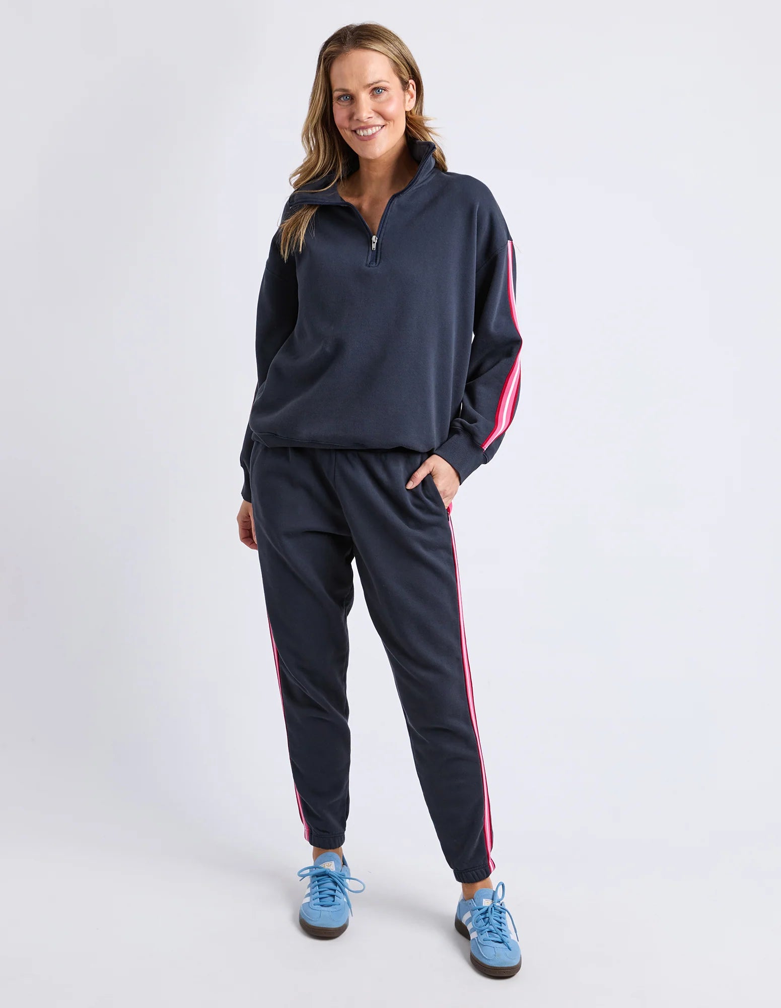ELM Lover Track Pant Navy 8177077.NAVY