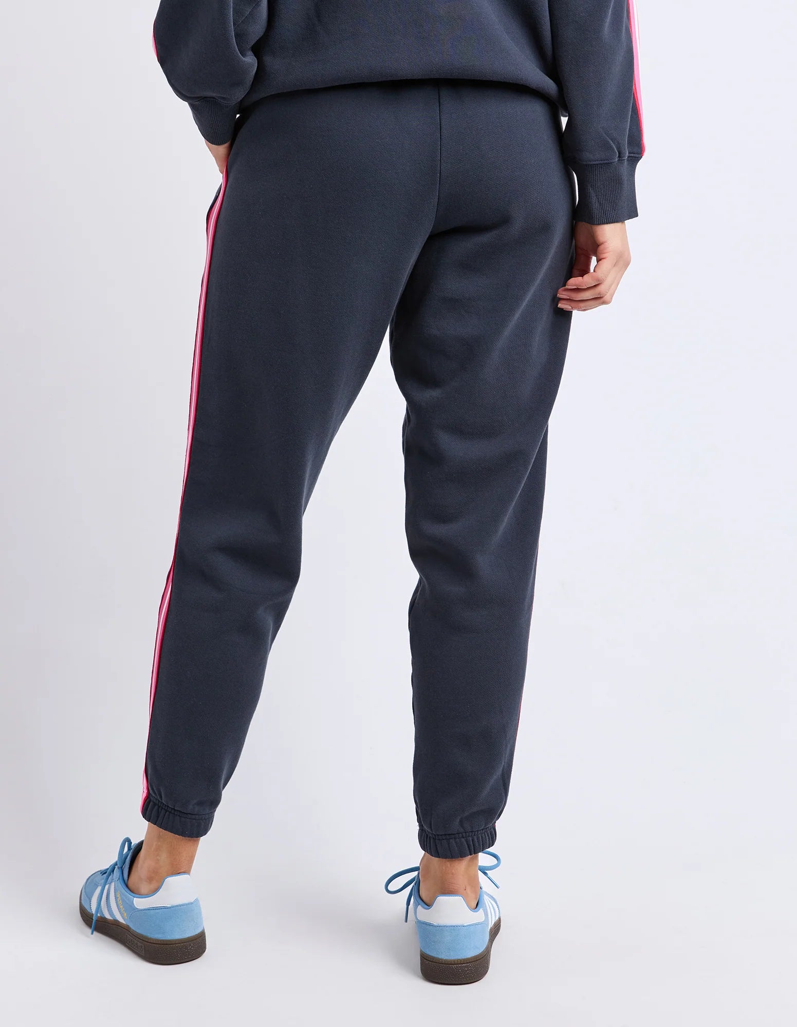 ELM Lover Track Pant Navy 8177077.NAVY