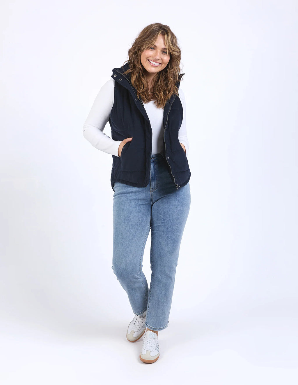 ELM Cord Puffer Vest Dark Sapphire 8192026.NAVY