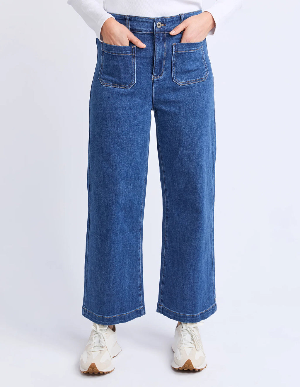 ELM Alyssa Front Pocket Jean Mid Blue Wash 81D1592.BLU