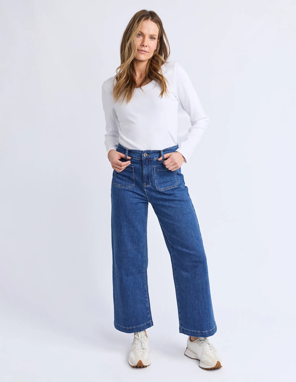 ELM Alyssa Front Pocket Jean Mid Blue Wash 81D1592.BLU