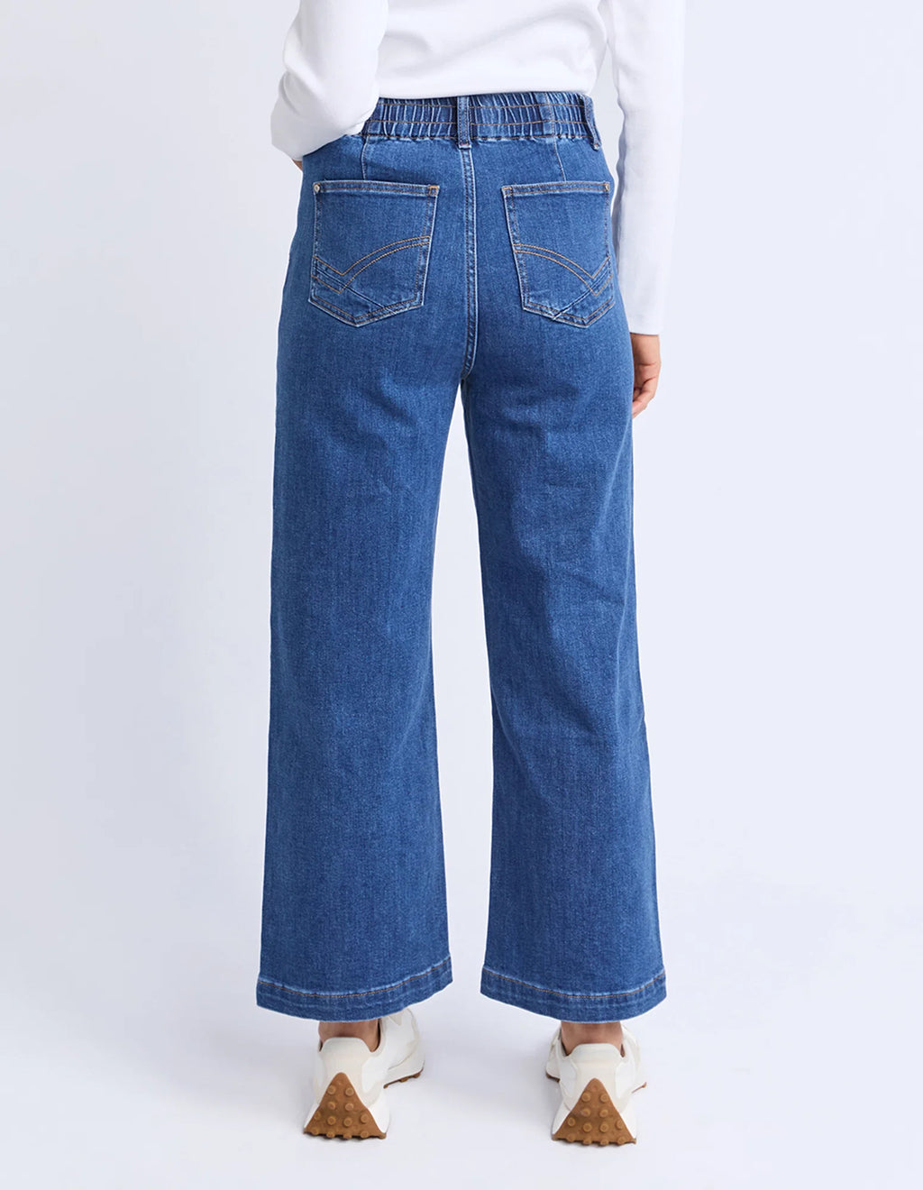 ELM Alyssa Front Pocket Jean Mid Blue Wash 81D1592.BLU