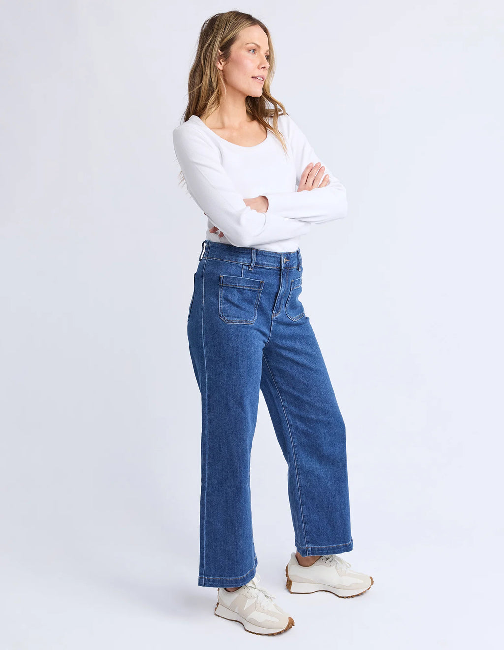 ELM Alyssa Front Pocket Jean Mid Blue Wash 81D1592.BLU